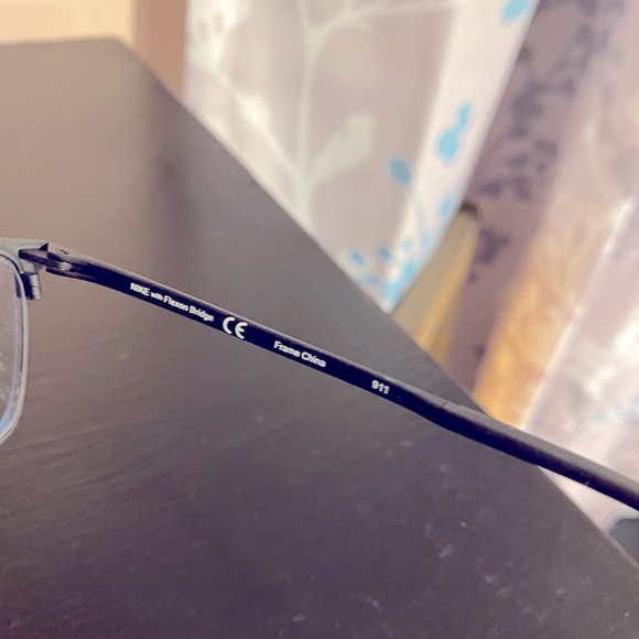 Nike eyeglasses for men - Picture 5 of 7